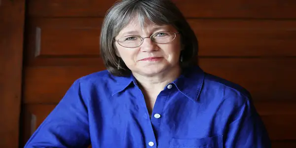 Robin Hobb Books In Order - How To Read Robin Hobb's Books? Robin Hobb