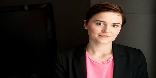 Veronica Roth Books In Order - How To Read Veronica Roth's Books? Veronica Roth