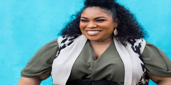 Angie Thomas Books In Order - How To Read Angie Thomas's Books? Angie Thomas