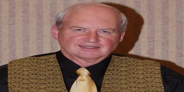 L.E. Modesitt Jr Books In Order - How To Read L.E. Modesitt Jr's Books? L.E. Modesitt Jr