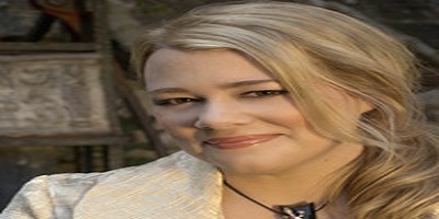 Robyn Young Books In Order - How To Read Robyn Young's Books? Robyn Young