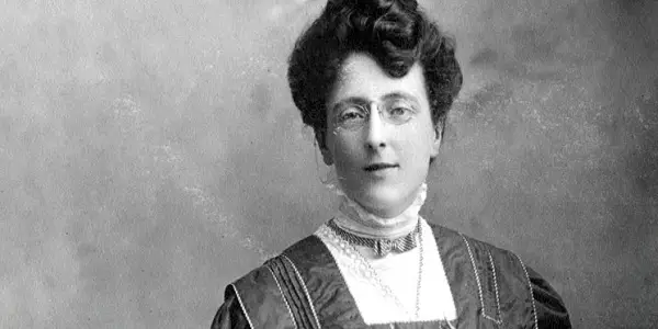 L.M. Montgomery Books In Order - How To Read L.M. Montgomery's Books? L.M. Montgomery